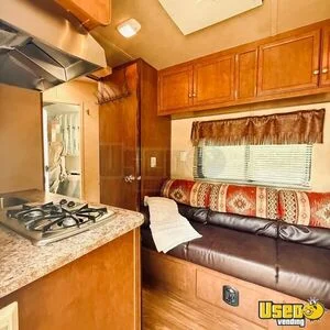 2015 Bison Lt 3-horse Lq Trailer Refrigerator Oregon for Sale