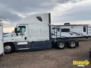 2015 Cascadia Freightliner Semi Truck Colorado for Sale