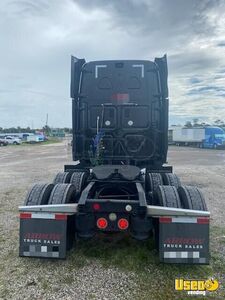 2015 Cascadia Freightliner Semi Truck Double Bunk Florida for Sale