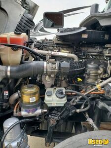 2015 Cascadia Freightliner Semi Truck Double Bunk Tennessee for Sale
