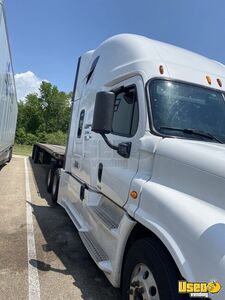 2015 Cascadia Freightliner Semi Truck Fridge Alabama for Sale