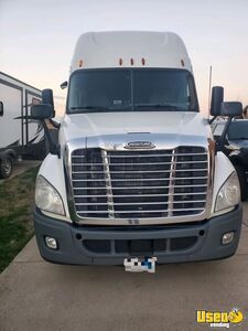 2015 Cascadia Freightliner Semi Truck Fridge Tennessee for Sale