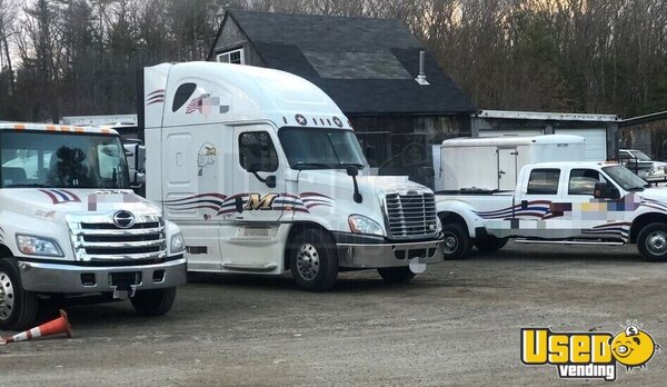 2015 Cascadia Freightliner Semi Truck Massachusetts for Sale