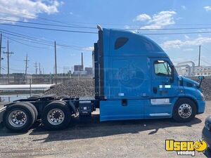 2015 Cascadia Freightliner Semi Truck New Jersey for Sale