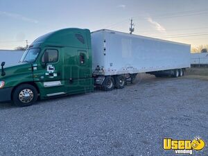 2015 Cascadia Freightliner Semi Truck Tennessee for Sale