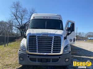 2015 Cascadia Freightliner Semi Truck Under Bunk Storage Alabama for Sale