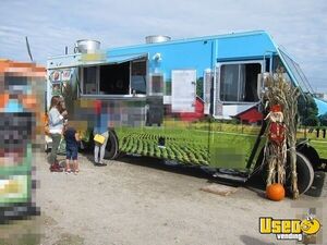2015 Custom-Built Diesel Step Van Kitchen Food Truck with Corn Roaster for Sale in Ontario!