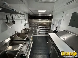 2015 E-450 All-purpose Food Truck Fryer Michigan for Sale