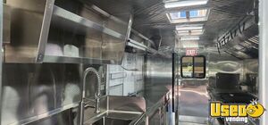 2015 E350 Kitchen Food Truck All-purpose Food Truck Stovetop California Gas Engine for Sale