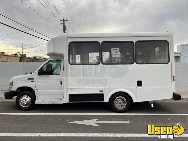 2015 E350 Shuttle Bus Shuttle Bus Nevada Gas Engine for Sale