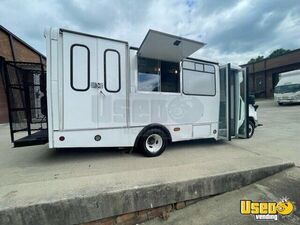 2015 E450 All-purpose Food Truck Concession Window Georgia for Sale