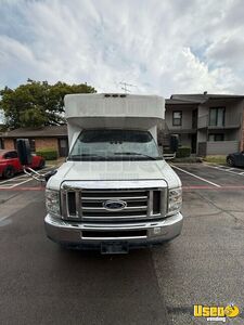 2015 E450 Econoline Super Duty Ice Cream Truck Work Table Texas Gas Engine for Sale