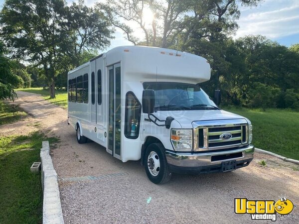 2015 E450 Shuttle Bus Texas Gas Engine for Sale