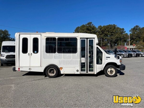 2015 F350 Shuttle Bus North Carolina for Sale