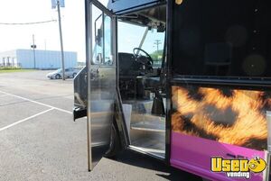 2015 F59 Mobile Boutique Cabinets Colorado Gas Engine for Sale