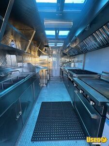 2015 Food Truck All-purpose Food Truck Diamond Plated Aluminum Flooring California for Sale