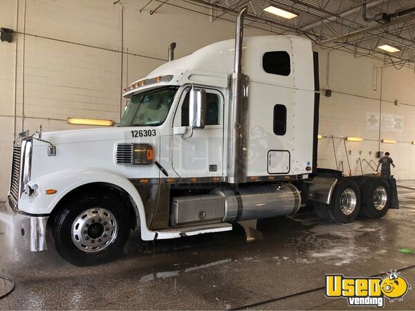 2015 Freightliner Semi Truck Ohio for Sale