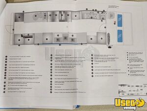 2015 M Line Walk-in Step Van Kitchen Food Truck All-purpose Food Truck Awning Montana Diesel Engine for Sale