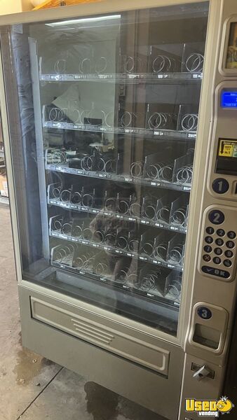 2015 Merchant 6 Crane National Snack Machine California for Sale