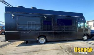2015 Mt-45 Chassis Kitchen Food Truck All-purpose Food Truck California Diesel Engine for Sale