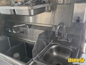 2015 Mt55 All-purpose Food Truck Diamond Plated Aluminum Flooring Texas Diesel Engine for Sale