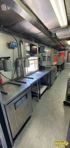 2015 Mt55 Kitchen Food Truck All-purpose Food Truck Exterior Lighting Alabama Diesel Engine for Sale