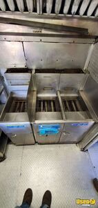 2015 Mt55 Kitchen Food Truck All-purpose Food Truck Sound System Alabama Diesel Engine for Sale