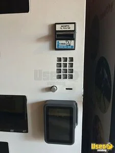 2015 N2g4000 combo & N2g900 side Unit/entree Seaga Vending Combo 12 California for Sale