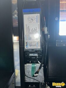 2015 N2g4000 combo & N2g900 side Unit/entree Seaga Vending Combo 19 California for Sale