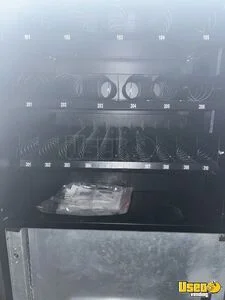 2015 N2g4000 combo & N2g900 side Unit/entree Seaga Vending Combo 24 California for Sale