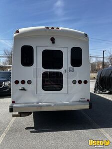2015 Other Mobile Business Electrical Outlets Massachusetts Diesel Engine for Sale