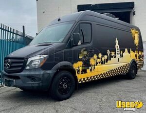 2015 Mercedes Benz Sprinter Extended w/170 Mobile Business Unit for Sale in Texas!