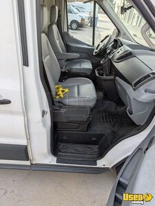 2015 Pet Care / Veterinary Truck Spare Tire California Gas Engine for Sale