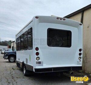 2015 Shuttle Bus Shuttle Bus 5 Virginia Diesel Engine for Sale
