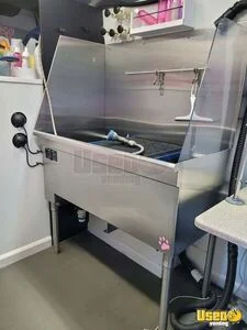 2015 Sprinter 2500 Dog Grooming Van Pet Care / Veterinary Truck 11 Ohio Diesel Engine for Sale