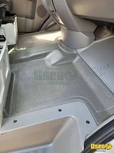2015 Sprinter 2500 Dog Grooming Van Pet Care / Veterinary Truck 8 Ohio Diesel Engine for Sale