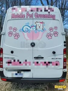 2015 Sprinter 2500 Dog Grooming Van Pet Care / Veterinary Truck Additional 1 Ohio Diesel Engine for Sale