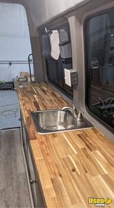 2015 Sprinter 2500 Mobile Vending Truck All-purpose Food Truck Removable Trailer Hitch Kentucky Diesel Engine for Sale