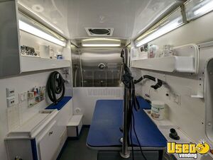 2015 Sprinter Pet Care / Veterinary Truck Floor Drains Florida Diesel Engine for Sale