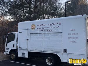 Ready to Work 2015 Chevrolet / Isuzu 24' Step Van for Conversion for Sale in Massachusetts!