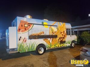 2015 Stripped Chassis All-purpose Food Truck Air Conditioning North Carolina Gas Engine for Sale