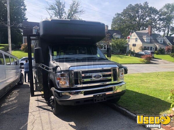 2015 Transit Bus Shuttle Bus New York for Sale