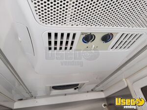2015 Transit T350 Pet Care / Veterinary Truck Interior Lighting California Gas Engine for Sale