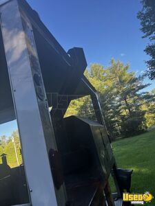 2015 Tri-axle Barbecue Concession Trailer Barbecue Food Trailer Hot Water Heater Maine for Sale