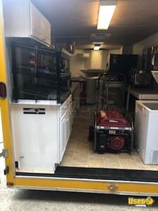 2015 Vt8x18t Food Concession Trailer Concession Trailer Fire Extinguisher Kentucky for Sale