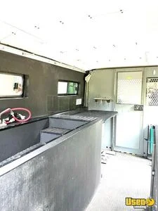 2016 1500 Pet Care / Veterinary Truck Backup Camera Colorado Gas Engine for Sale