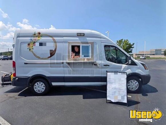 2016 250 Coffee & Beverage Truck Concession Window Ohio for Sale