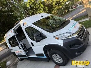 2016 2500 Pet Care / Veterinary Truck Air Conditioning California Gas Engine for Sale