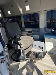 2016 350 Hd Mobile Hair & Nail Salon Truck Breaker Panel Florida Gas Engine for Sale