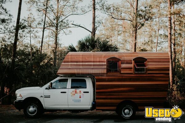 2016 3500 Mobile Boutique Utah for Sale